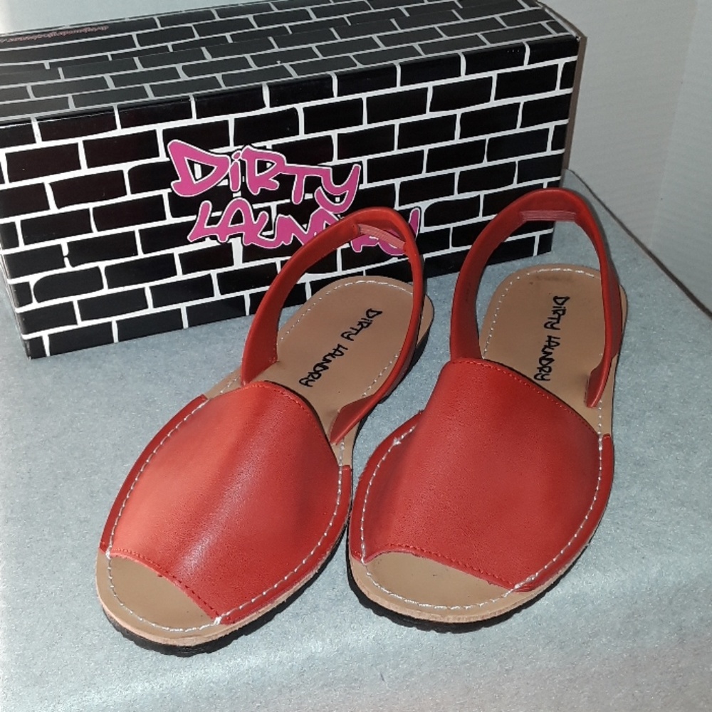 Dirty Laundry Elevate Sandals